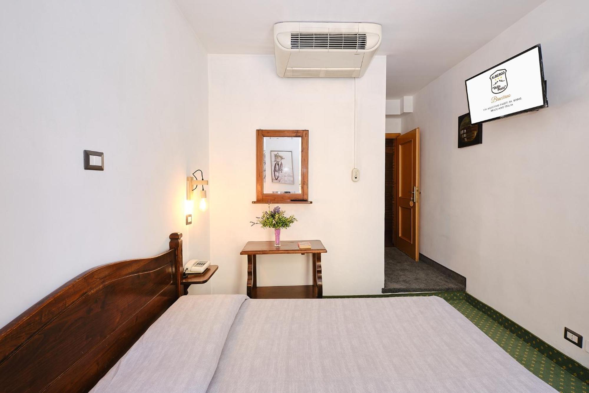 Albergo Della Posta Браччано Экстерьер фото