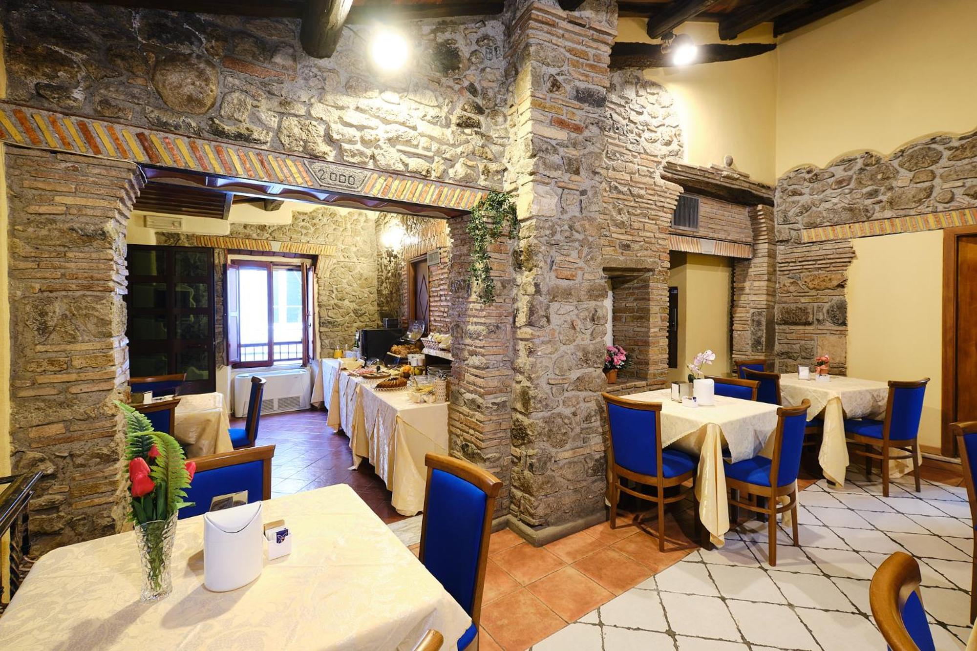 Albergo Della Posta Браччано Экстерьер фото